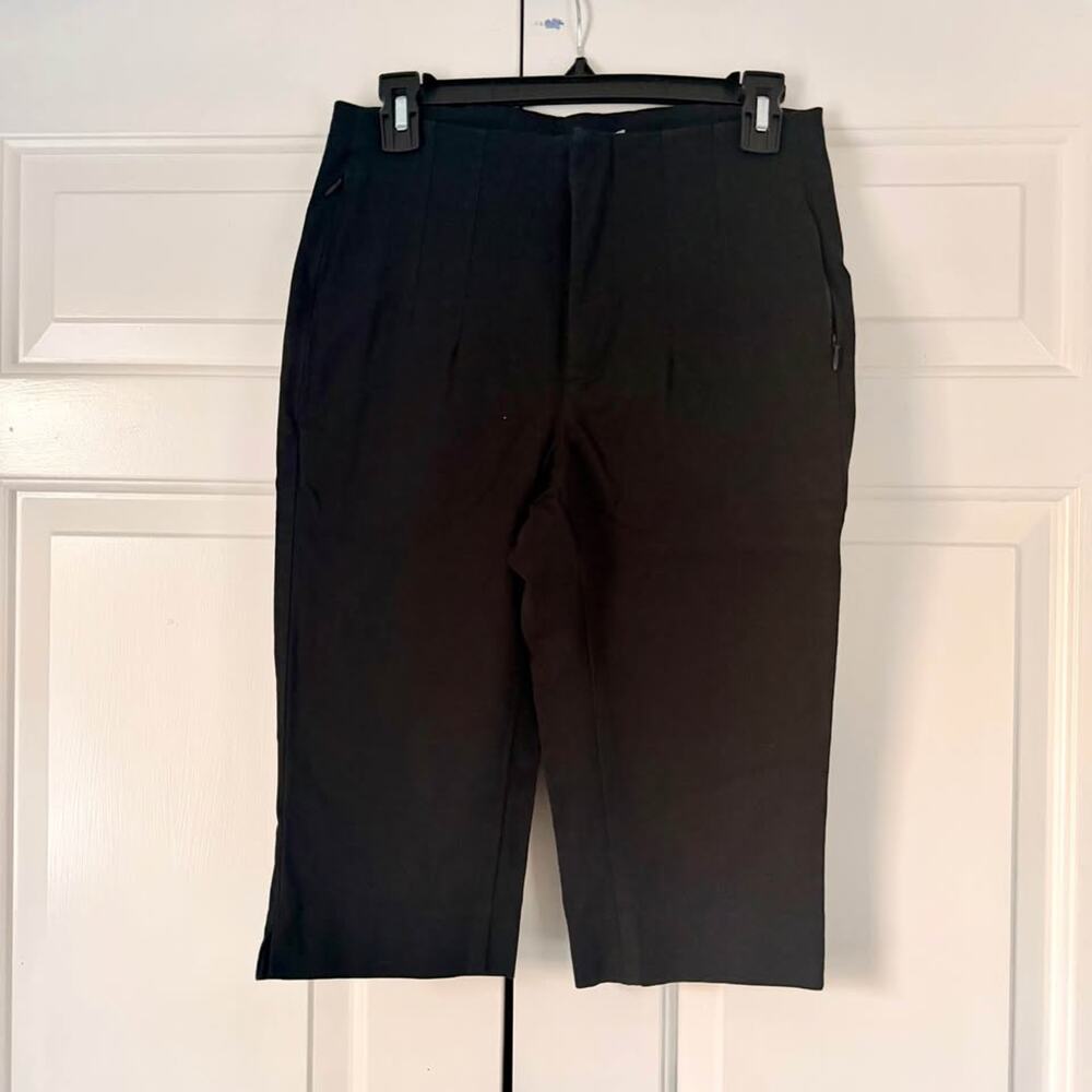 Old Navy Extra High Rise Capri Pants Size 6 Bla
